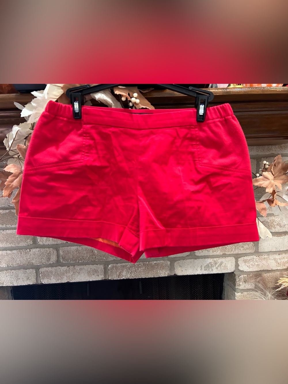 BCBGMaxAzria Red Tailored Cotton-Blend Shorts EUC